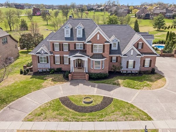 107 Gaston St, Gallatin, TN 37066