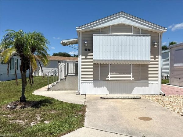 4550 Lafayette LN E, ESTERO, FL 33928