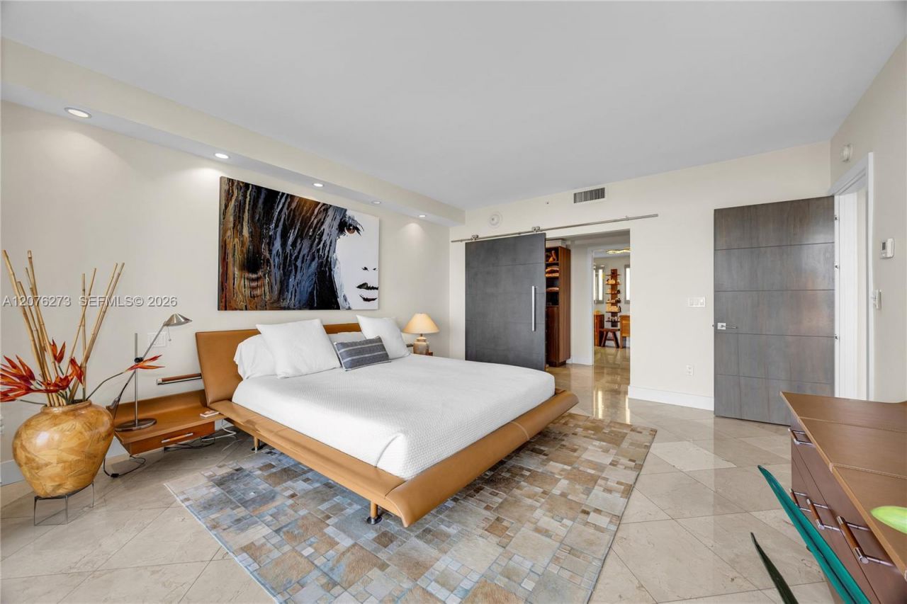 3400 SW 27th Ave , Unit 902, Miami, FL 33133 Photo