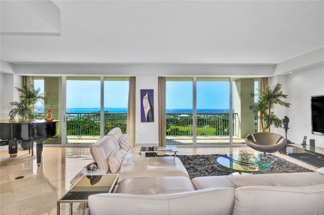 3400 SW 27th Ave , Unit 902, Miami, FL 33133 Photo