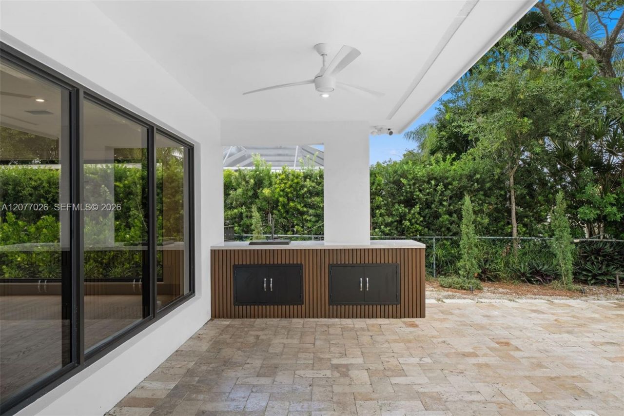 1520 Lugo Ave , Coral Gables, FL 33156 Photo