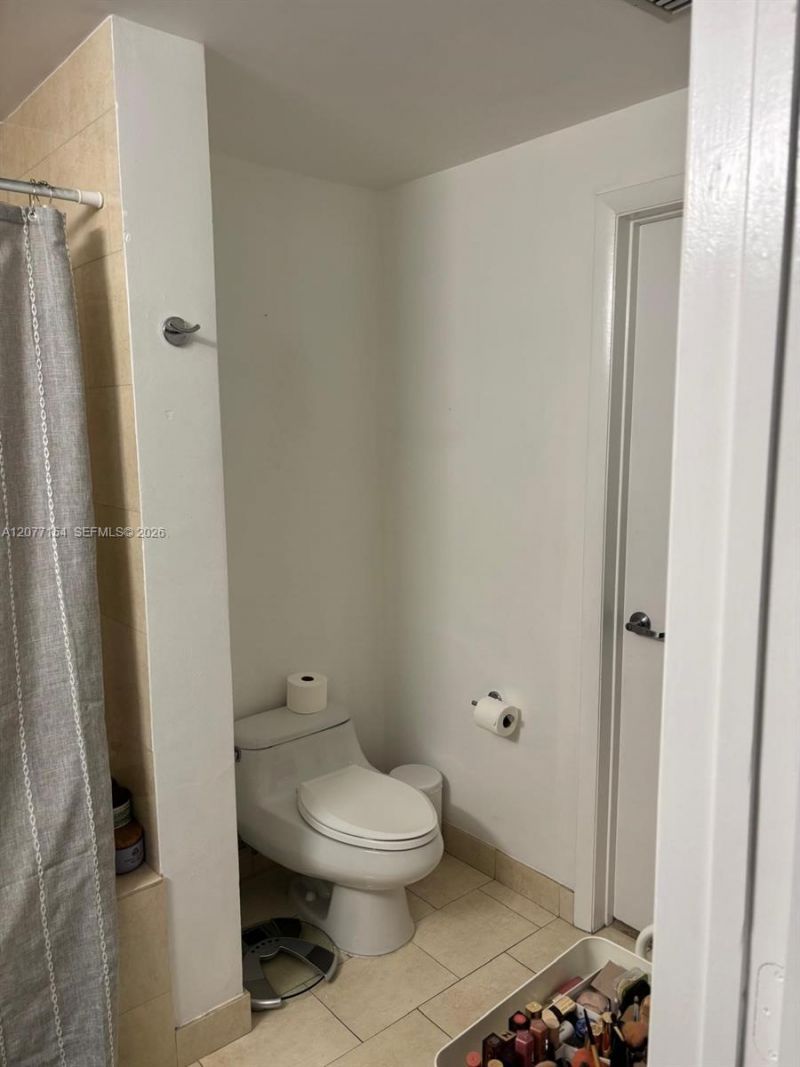 90 SW 3rd St , Unit 1909, Miami, FL 33130 Photo