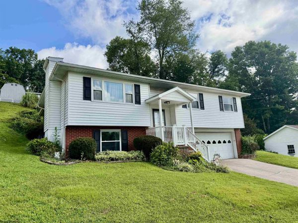 111 Braddock Street, Fairmont, WV 26554