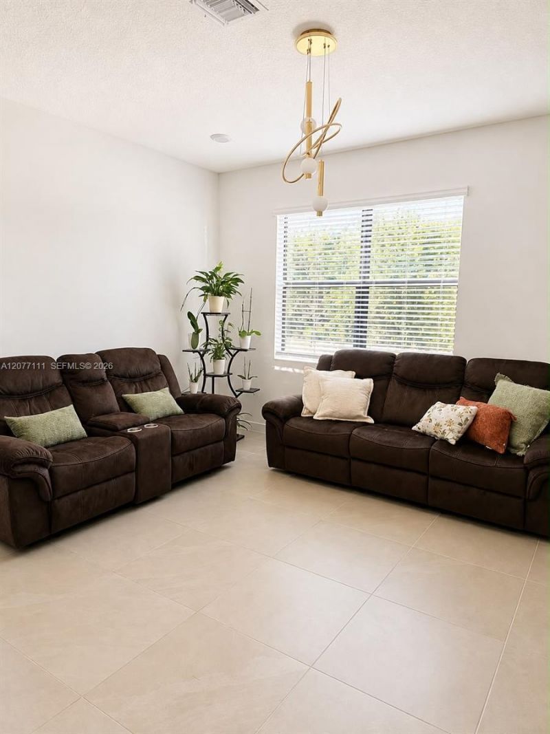 8740 SW Kanner Oaks Dr, Stuart, FL 34997 Photo