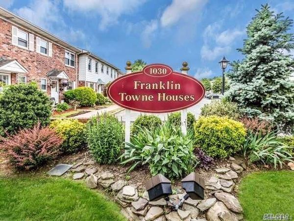 1030 Franklin Avenue, Unit 25, Valley Stream, NY 11580