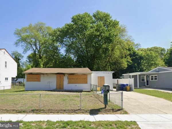 657 N COLES AVENUE , MAPLE SHADE, NJ 08052