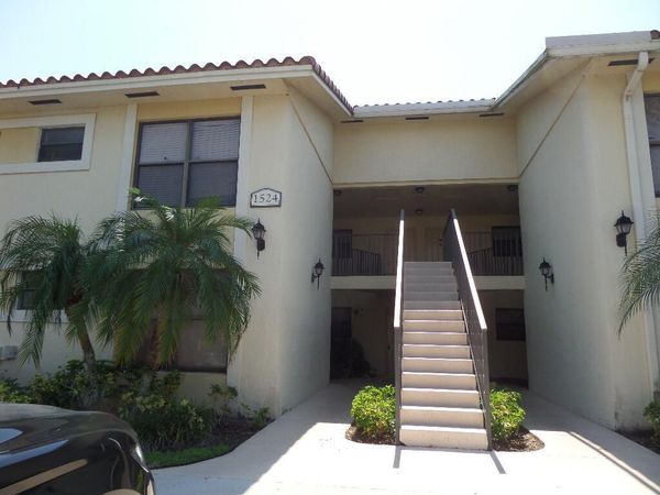 1524 LAKE CRYSTAL Drive, Unit B, West Palm Beach, FL 33411