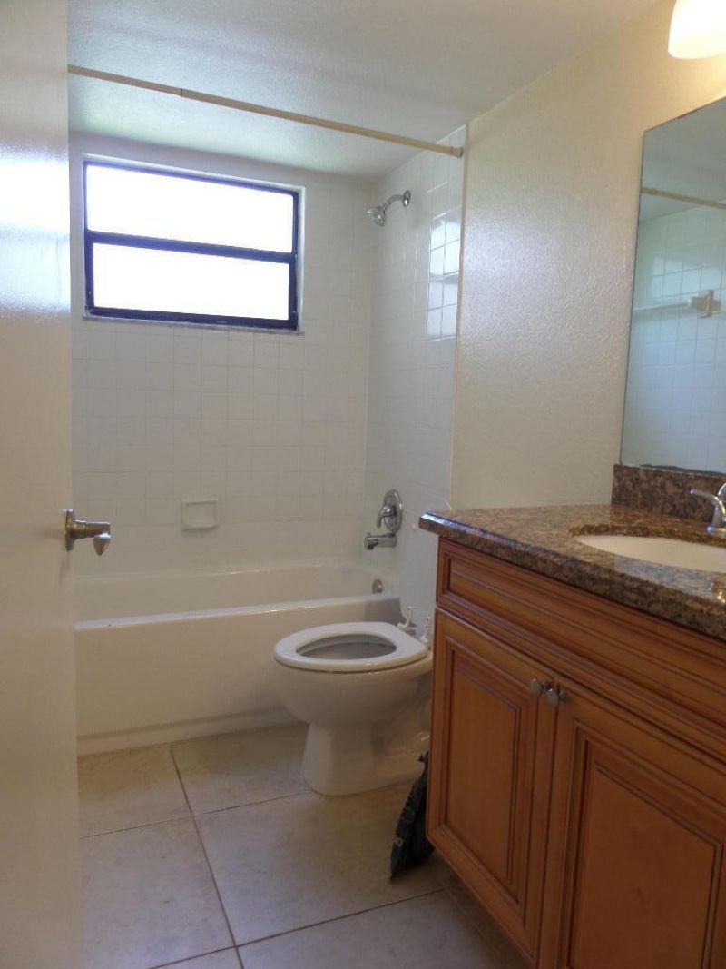 1524 Lake Crystal Drive, Unit B, West Palm Beach, FL 33411 Photo