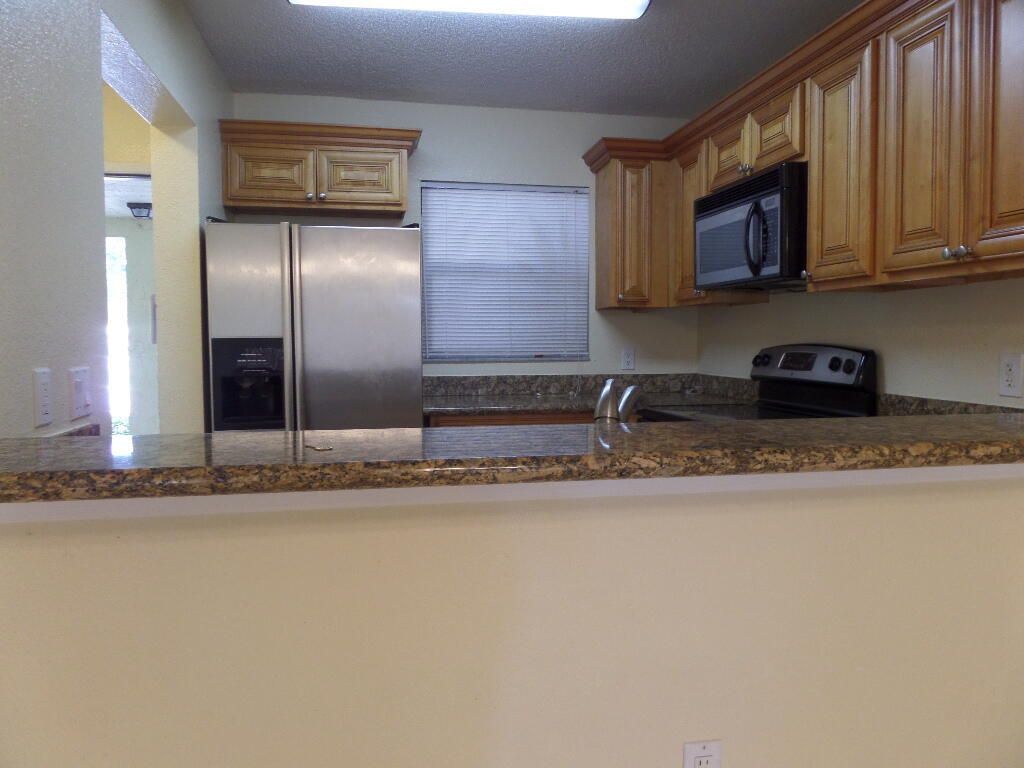 1524 Lake Crystal Drive, Unit B, West Palm Beach, FL 33411 Photo