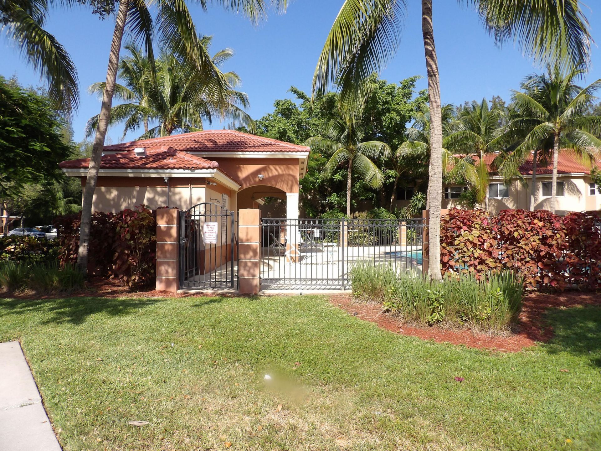 3800 N Jog Road, Unit 201, West Palm Beach, FL 33411 Photo