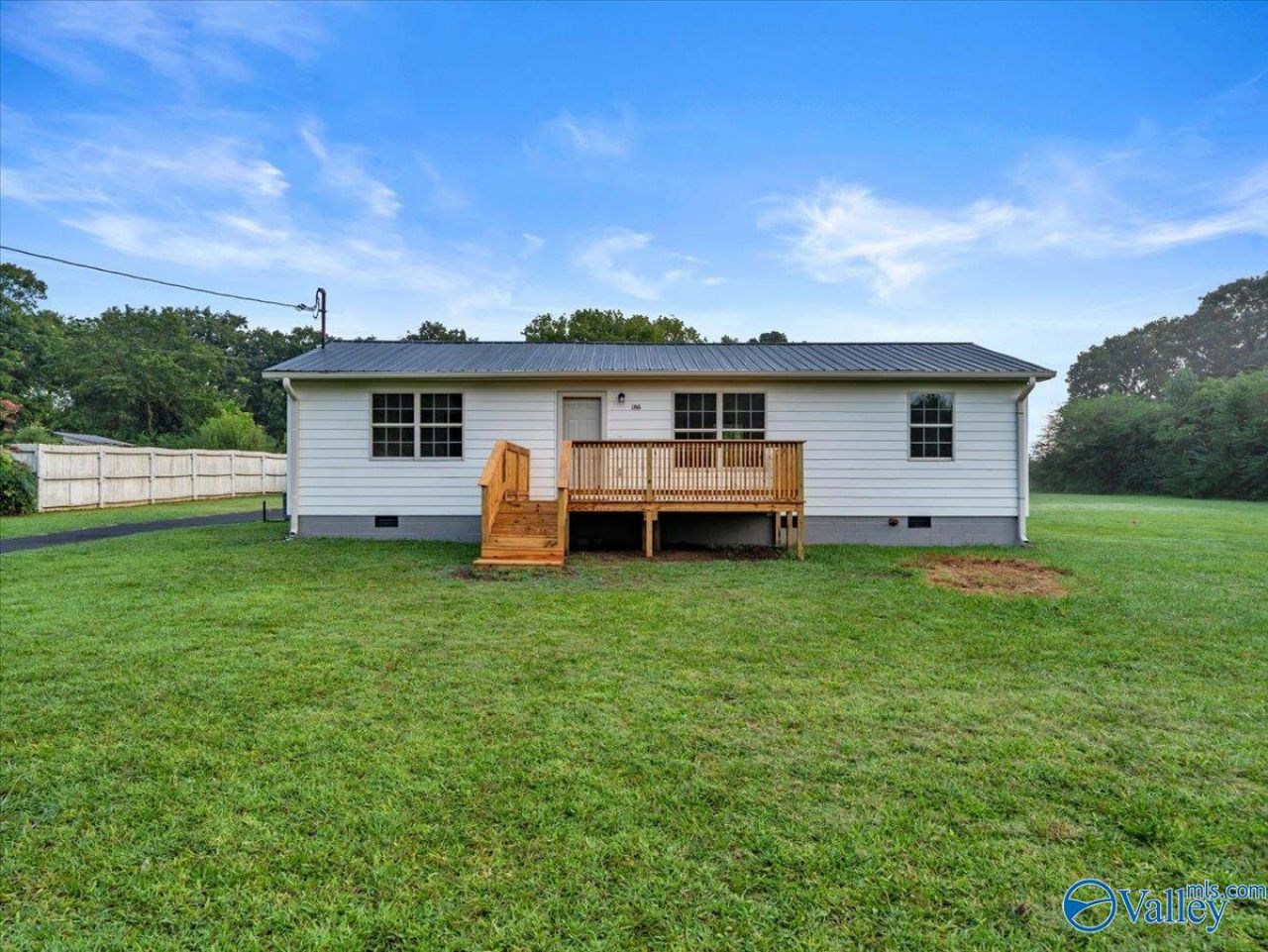 186 County Road 750, Dutton, AL 35744 Main Photo