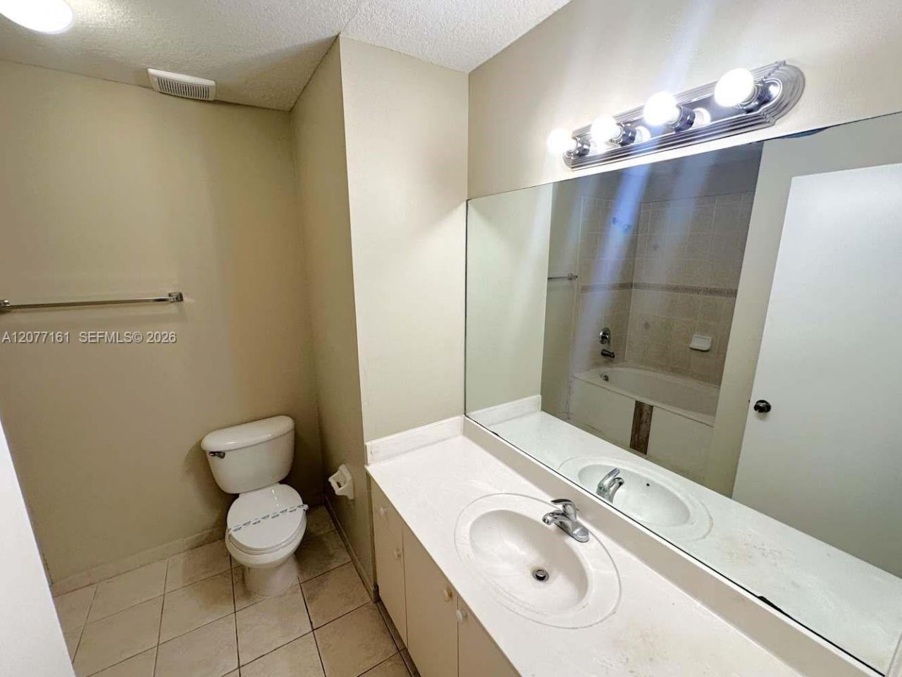 Please Call For Address, Miami, FL 33193 Photo