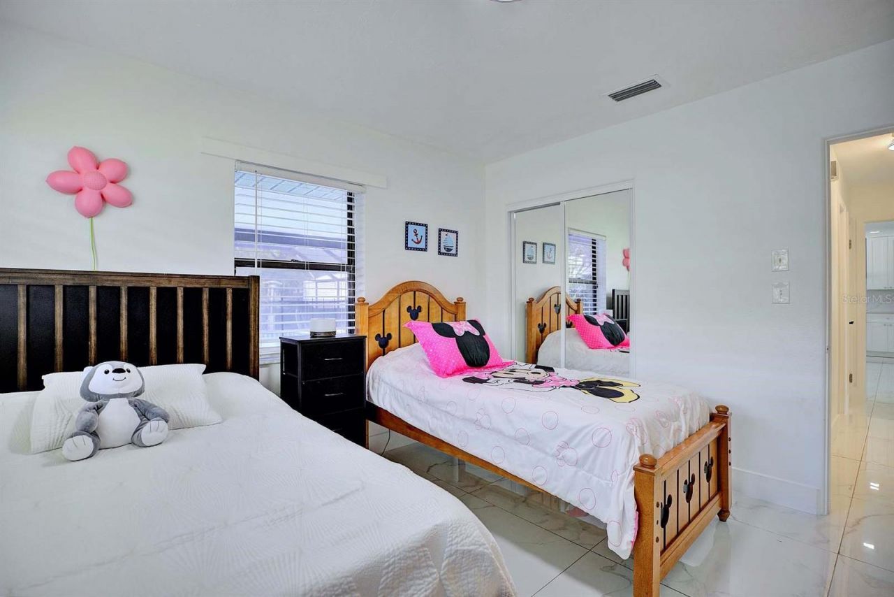 4160 Lakeview Drive , Sebring, FL 33870 Photo