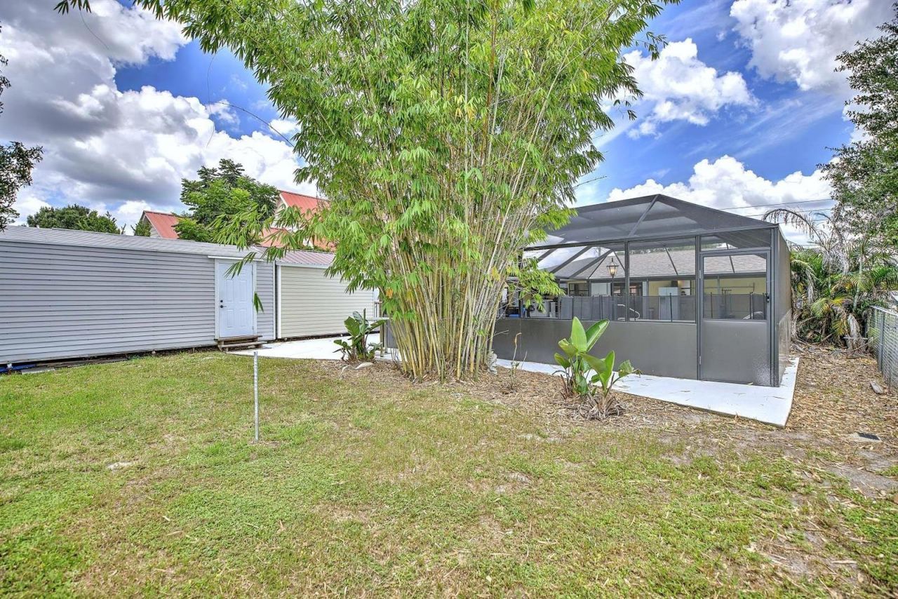 4160 Lakeview Drive , Sebring, FL 33870 Photo