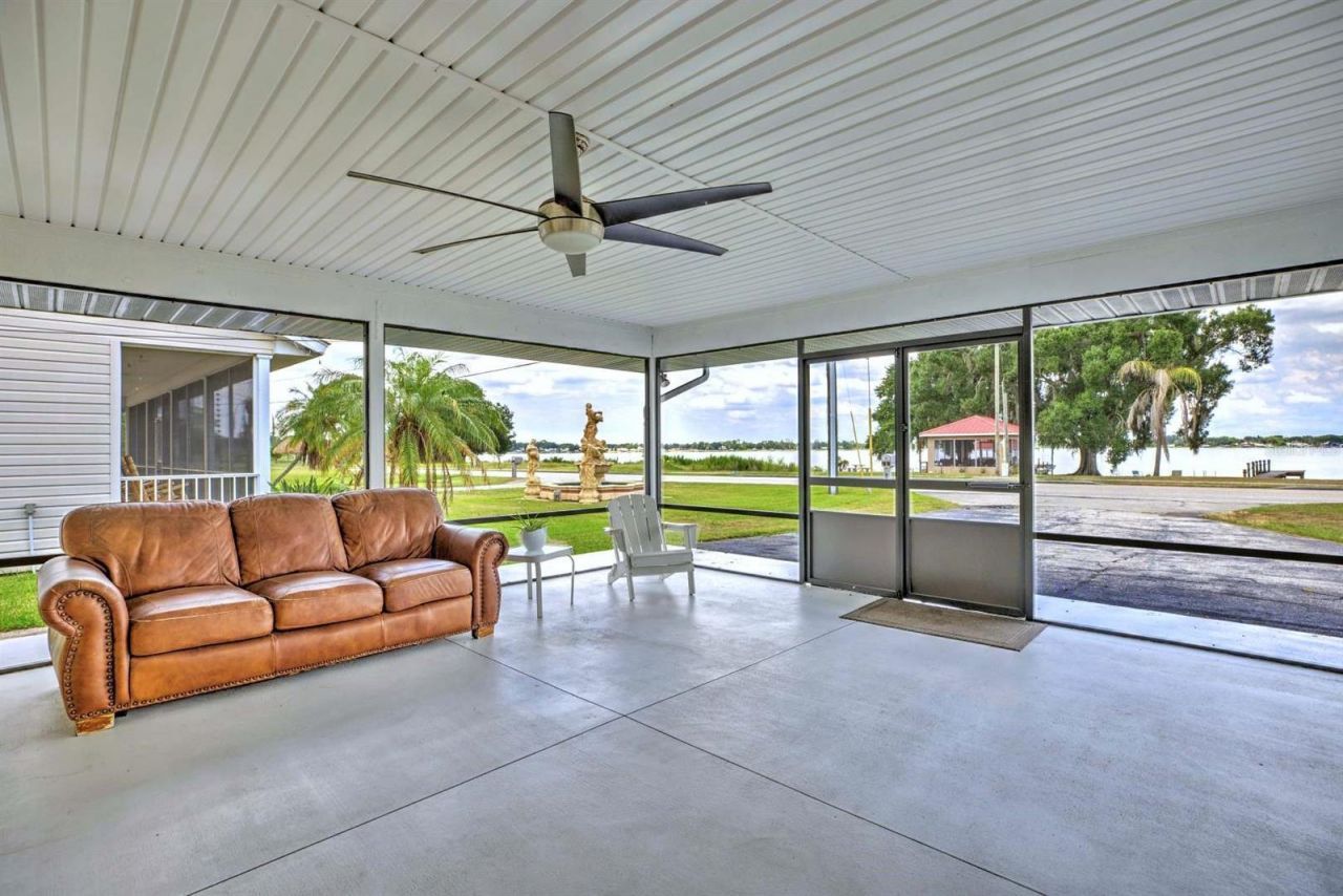 4160 Lakeview Drive , Sebring, FL 33870 Photo