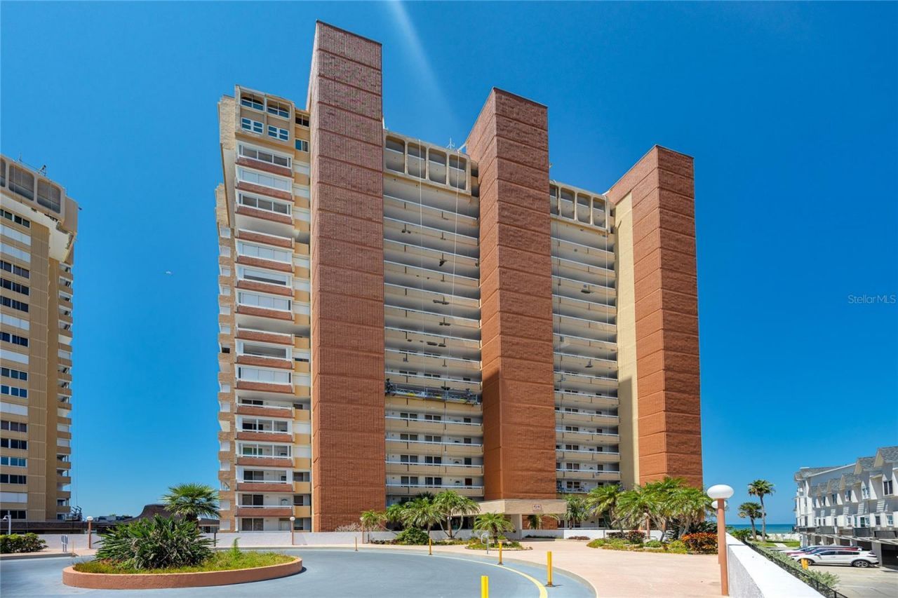 17940 Gulf Boulevard, Unit 17C, Redington Shores, FL 33708 Main Photo