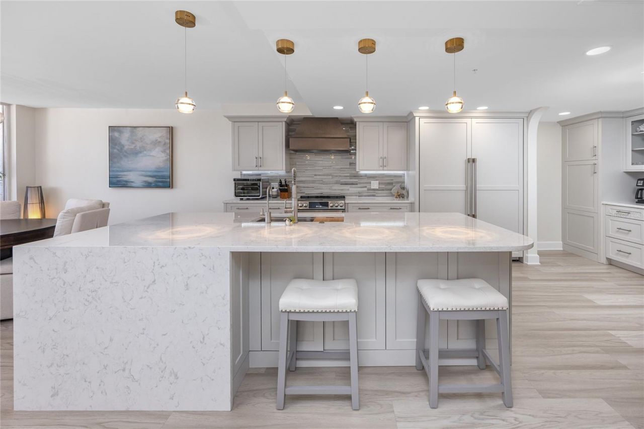 17940 Gulf Boulevard, Unit 17C, Redington Shores, FL 33708 Photo