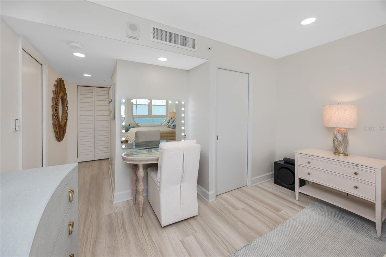 17940 Gulf Boulevard, Unit 17C, Redington Shores, FL 33708 Photo