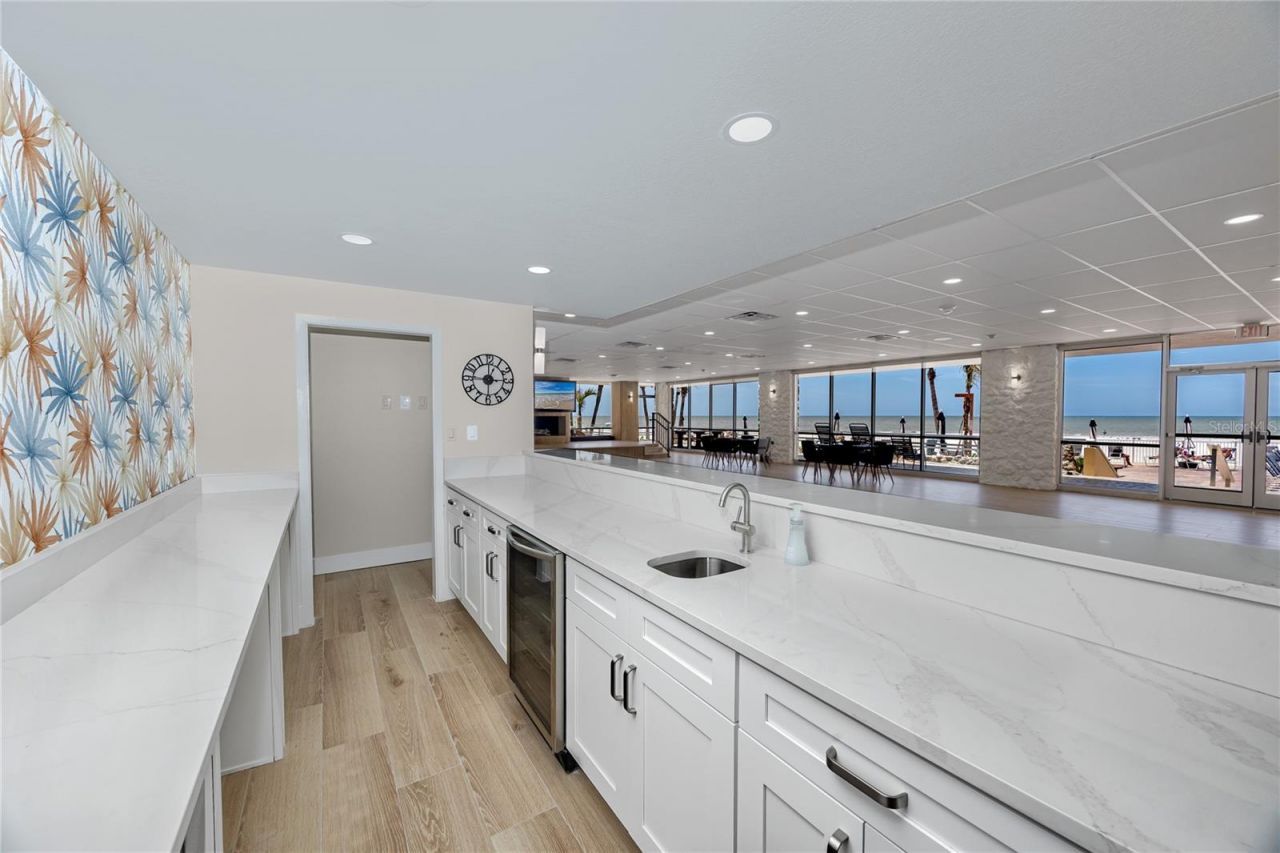 17940 Gulf Boulevard, Unit 17C, Redington Shores, FL 33708 Photo