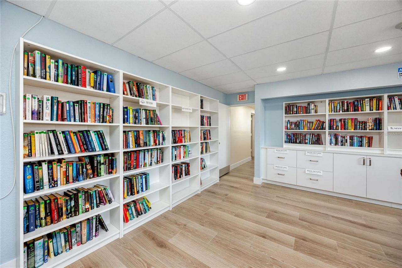 17940 Gulf Boulevard, Unit 17C, Redington Shores, FL 33708 Photo