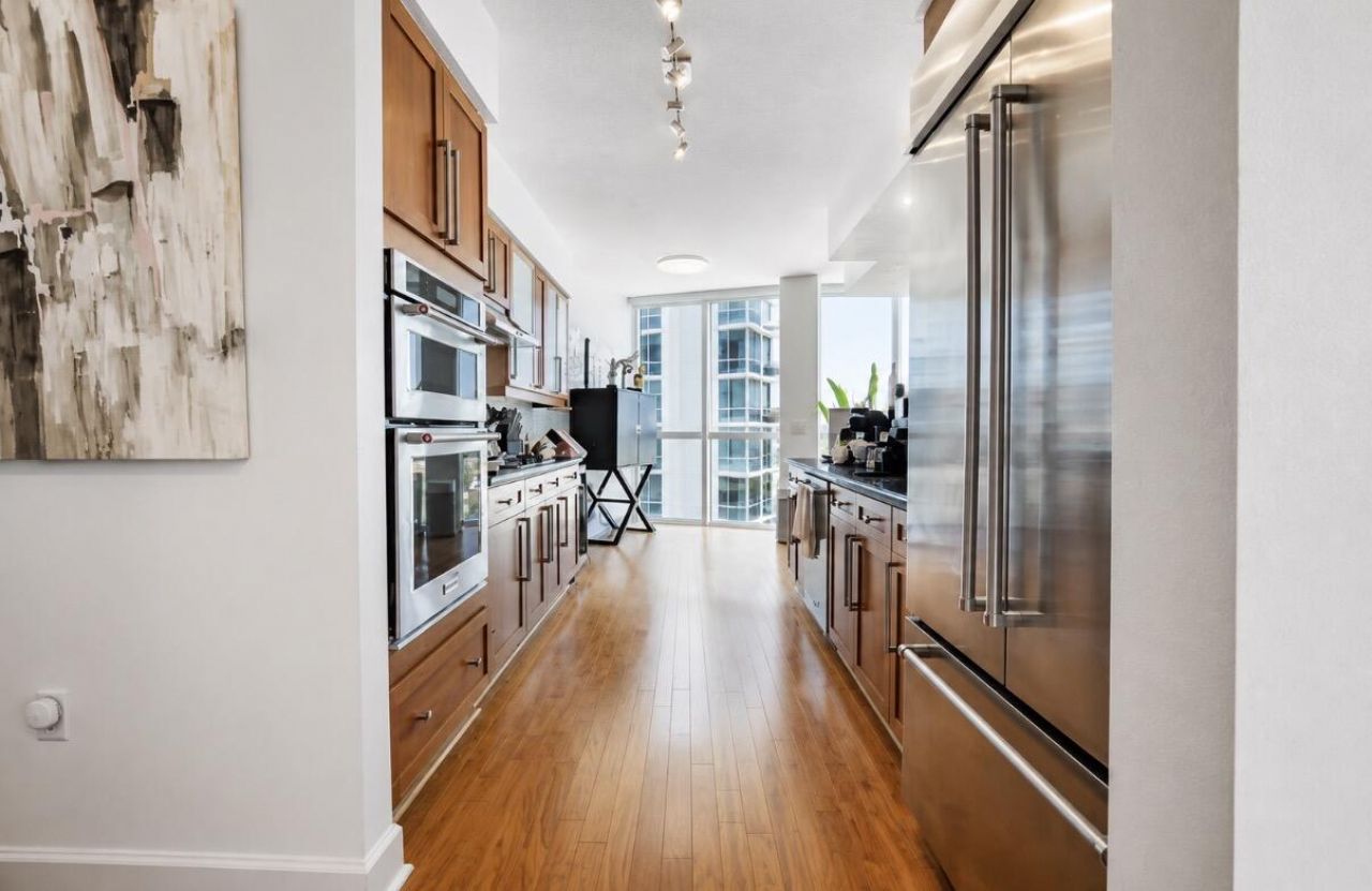 111 SE 8th Avenue, Unit 1402, Fort Lauderdale, FL 33301 Photo