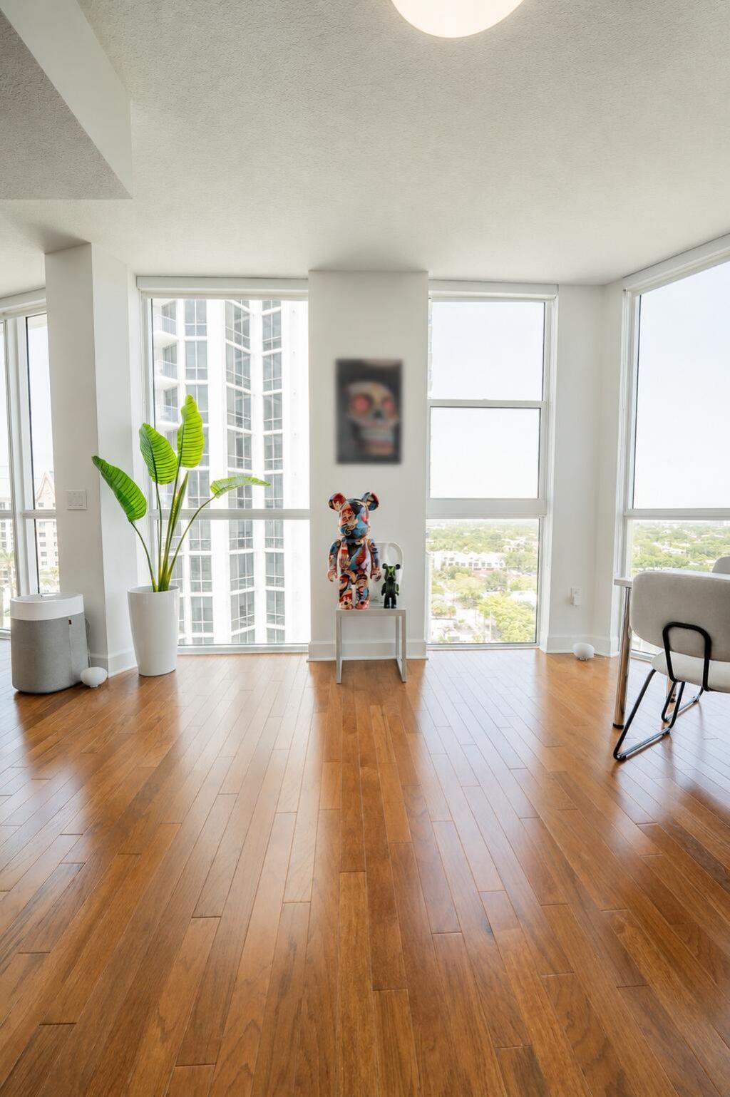 111 SE 8th Avenue, Unit 1402, Fort Lauderdale, FL 33301 Photo