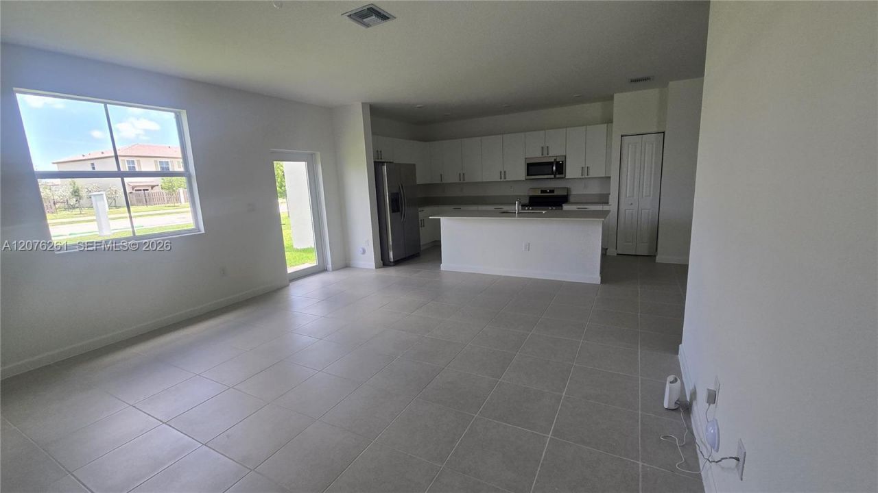 2475 SE 29th Dr, Homestead, FL 33035 Photo