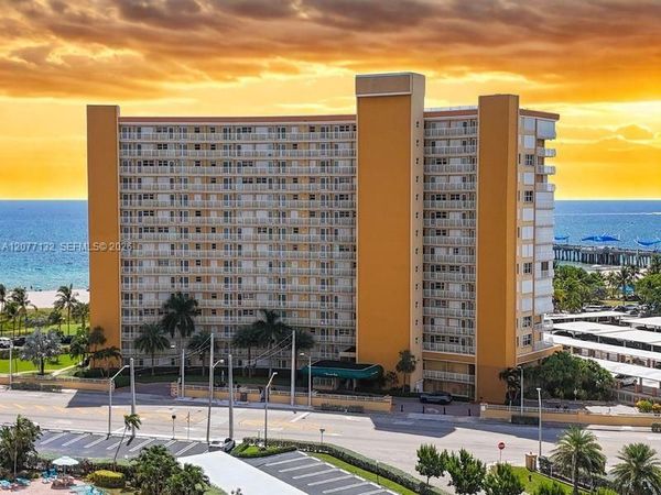 328 N Ocean Blvd , Unit 302, Pompano Beach, FL 33062