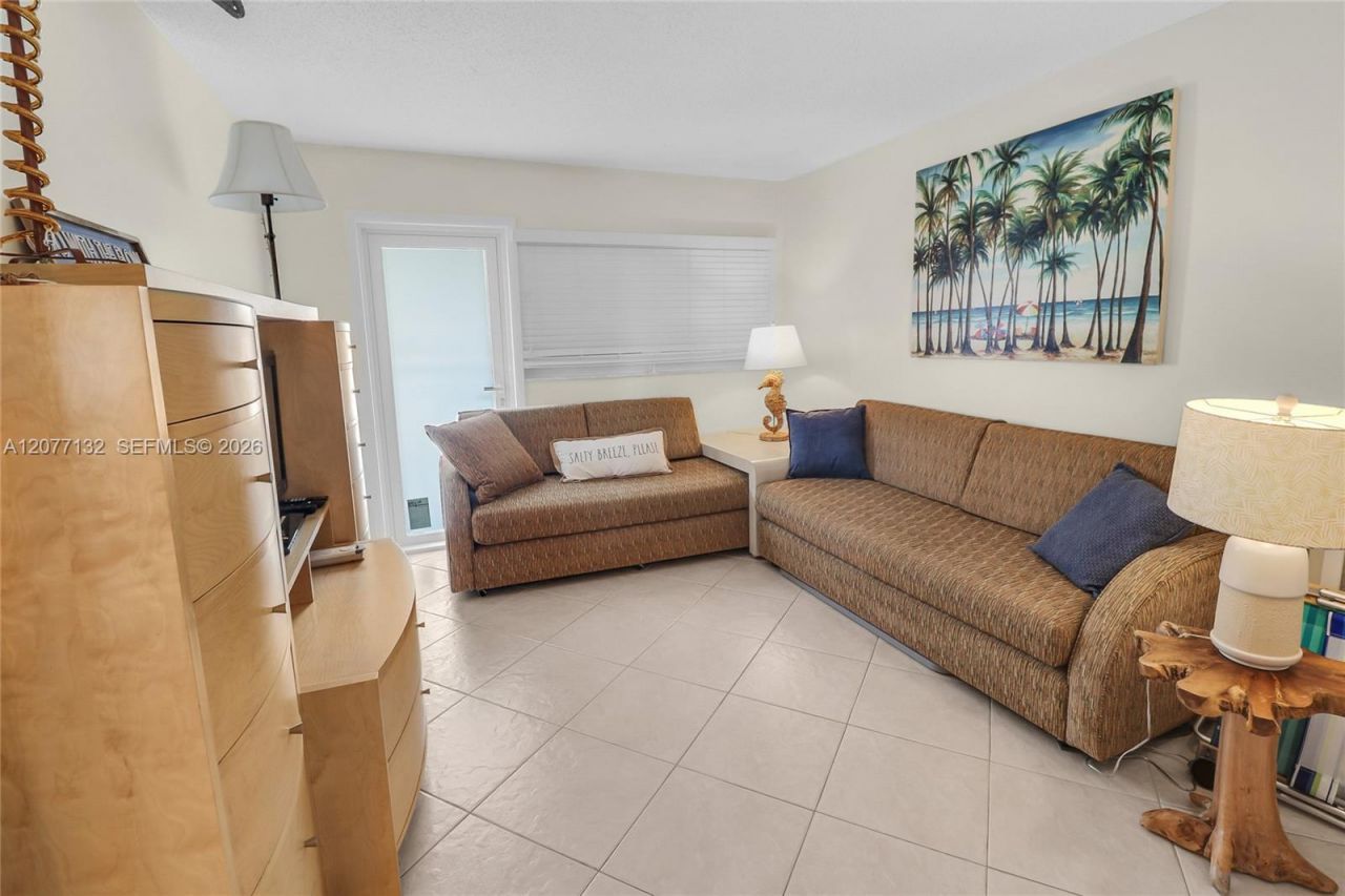328 N Ocean Blvd, Unit 302, Pompano Beach, FL 33062 Photo