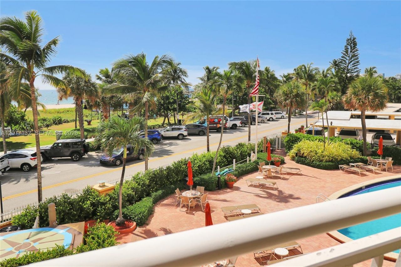 328 N Ocean Blvd, Unit 302, Pompano Beach, FL 33062 Photo