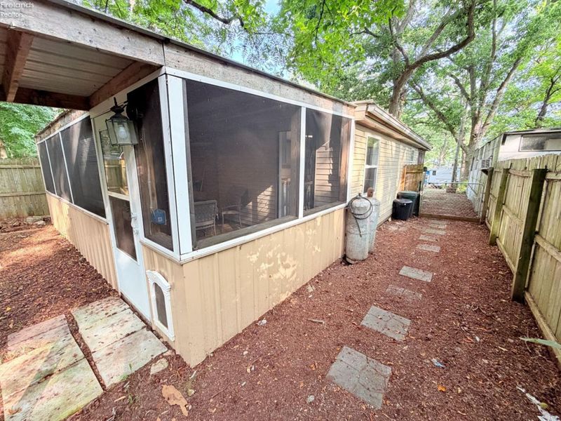 8786 North Shore Boulevard, Unit 29, Marblehead, OH 43440 Photo 17