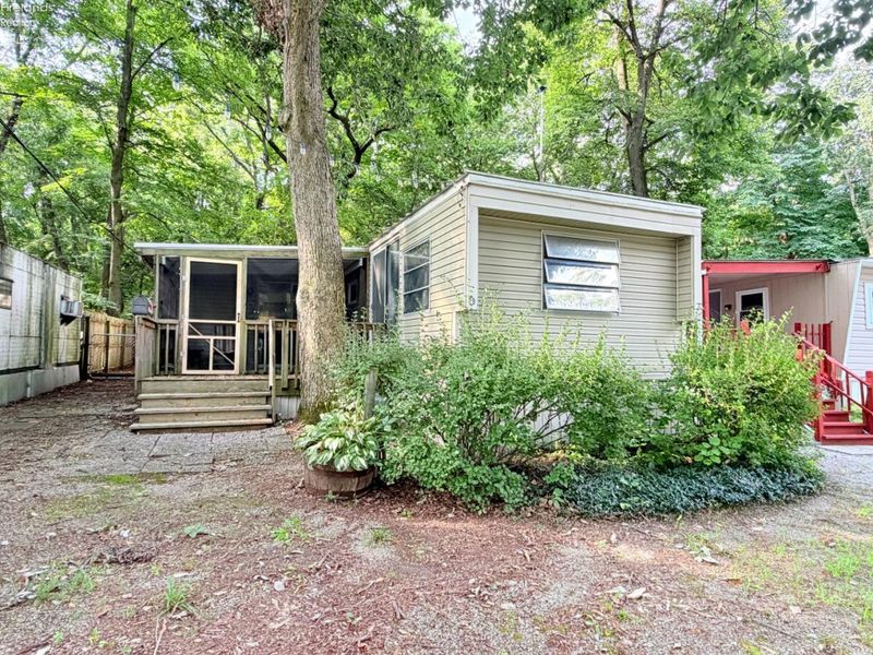 8786 North Shore Boulevard, Unit 29, Marblehead, OH 43440 Photo 4