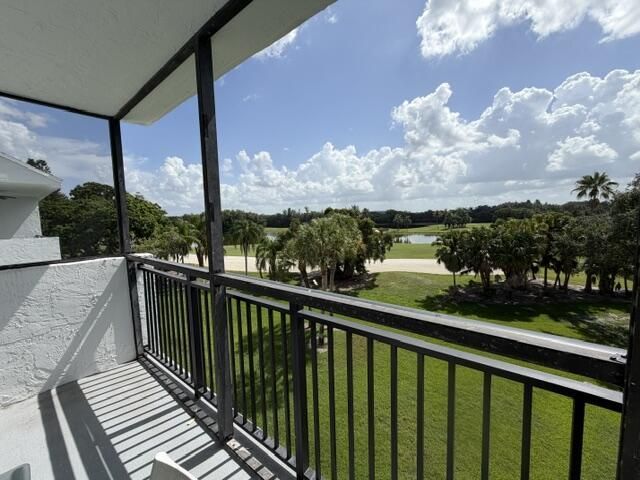 16141 W Blatt Boulevard, Unit 413, Weston, FL 33326 Photo