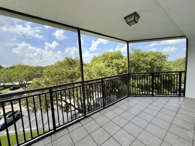16141 W Blatt Boulevard, Unit 413, Weston, FL 33326 Photo