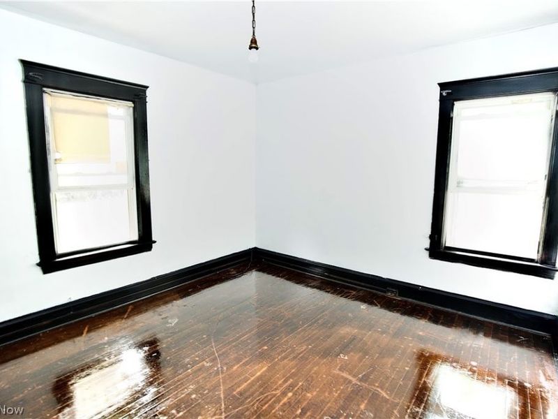 9501 Yale Avenue, Cleveland, OH 44108 Photo 16