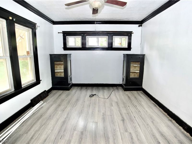 9501 Yale Avenue, Cleveland, OH 44108 Photo 7