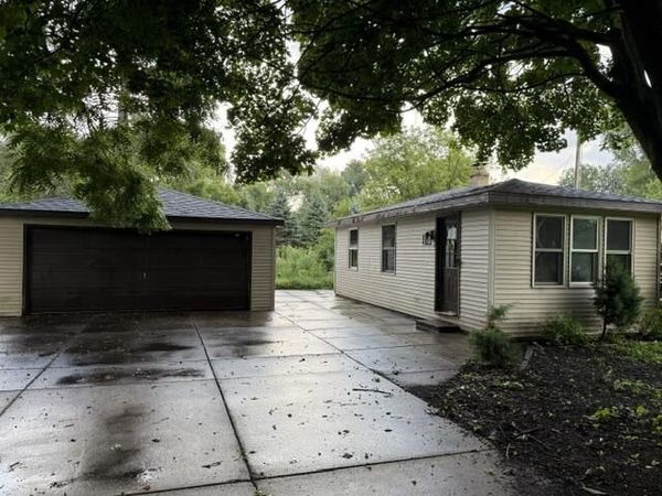 7105 Old Spring STREET, Mount Pleasant, WI 53406