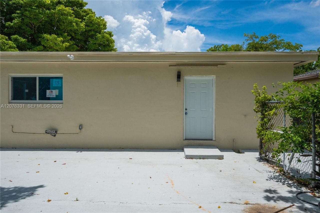 1701 NW 19th Ave , Unit 1701, Miami, FL 33125 Photo