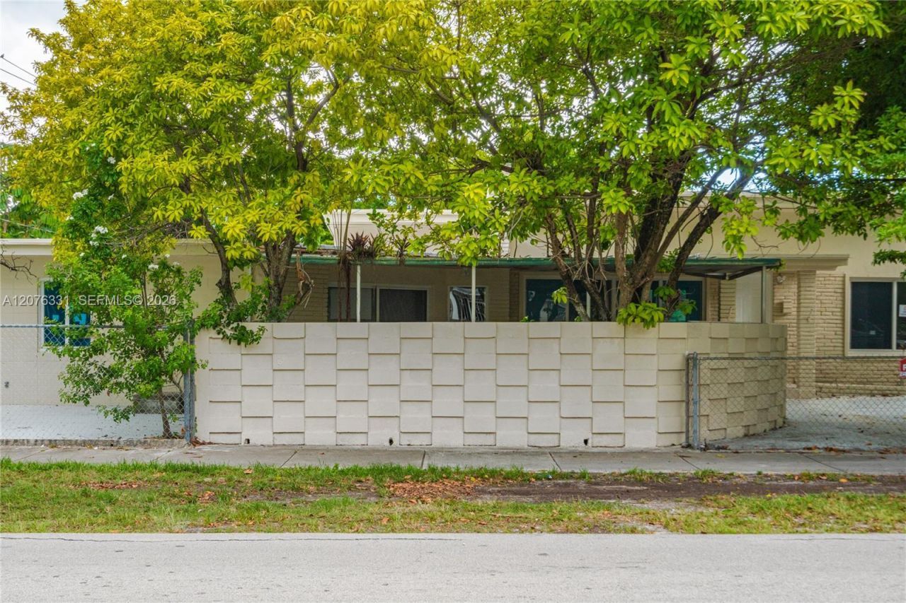 1701 NW 19th Ave , Unit 1701, Miami, FL 33125 Photo