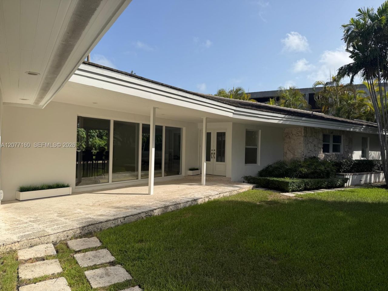 335 Harbor Dr , Key Biscayne, FL 33149 Photo