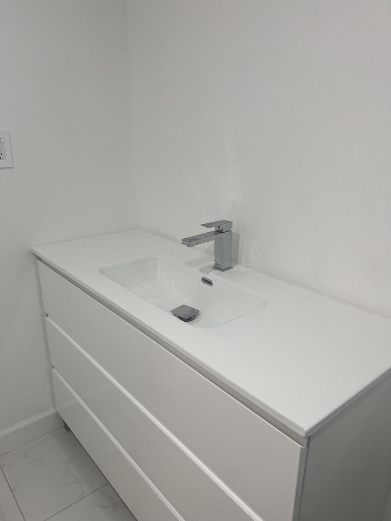 3475 N Country Club Drive, Unit 206, Aventura, FL 33180 Photo