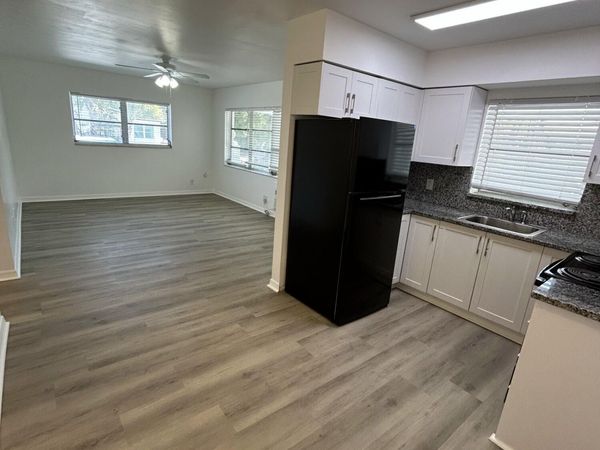 749 SE 15th Street, Unit 6, Fort Lauderdale, FL 33316
