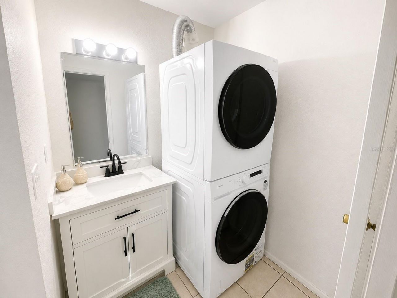 3730 42nd Way S, Unit H, Saint Petersburg, FL 33711 Photo