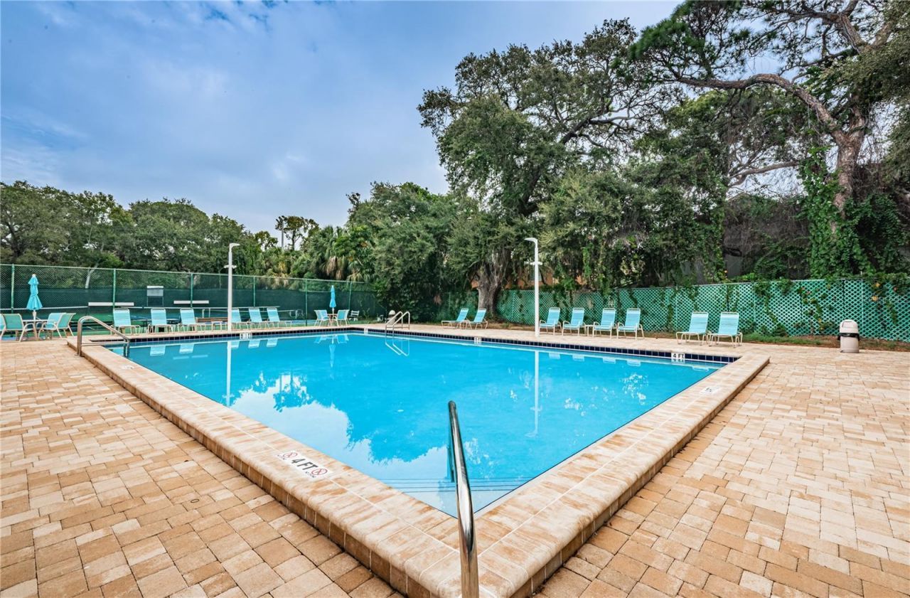 3730 42nd Way S, Unit H, Saint Petersburg, FL 33711 Photo