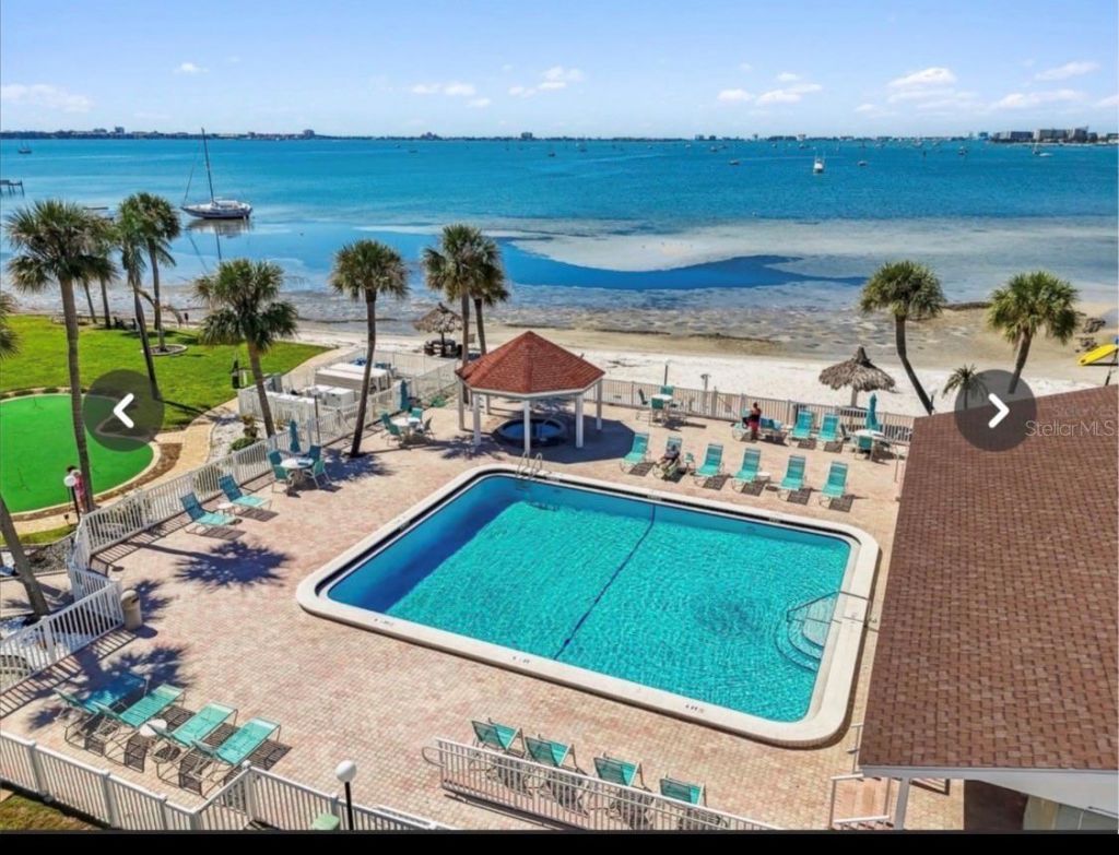 3730 42nd Way S, Unit H, Saint Petersburg, FL 33711 Photo