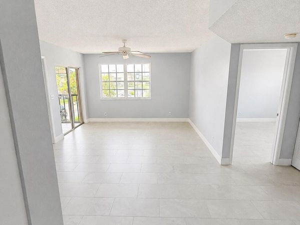 1560 SE ROYAL GREEN Circle, Unit 201, Port St. Lucie, FL 34952