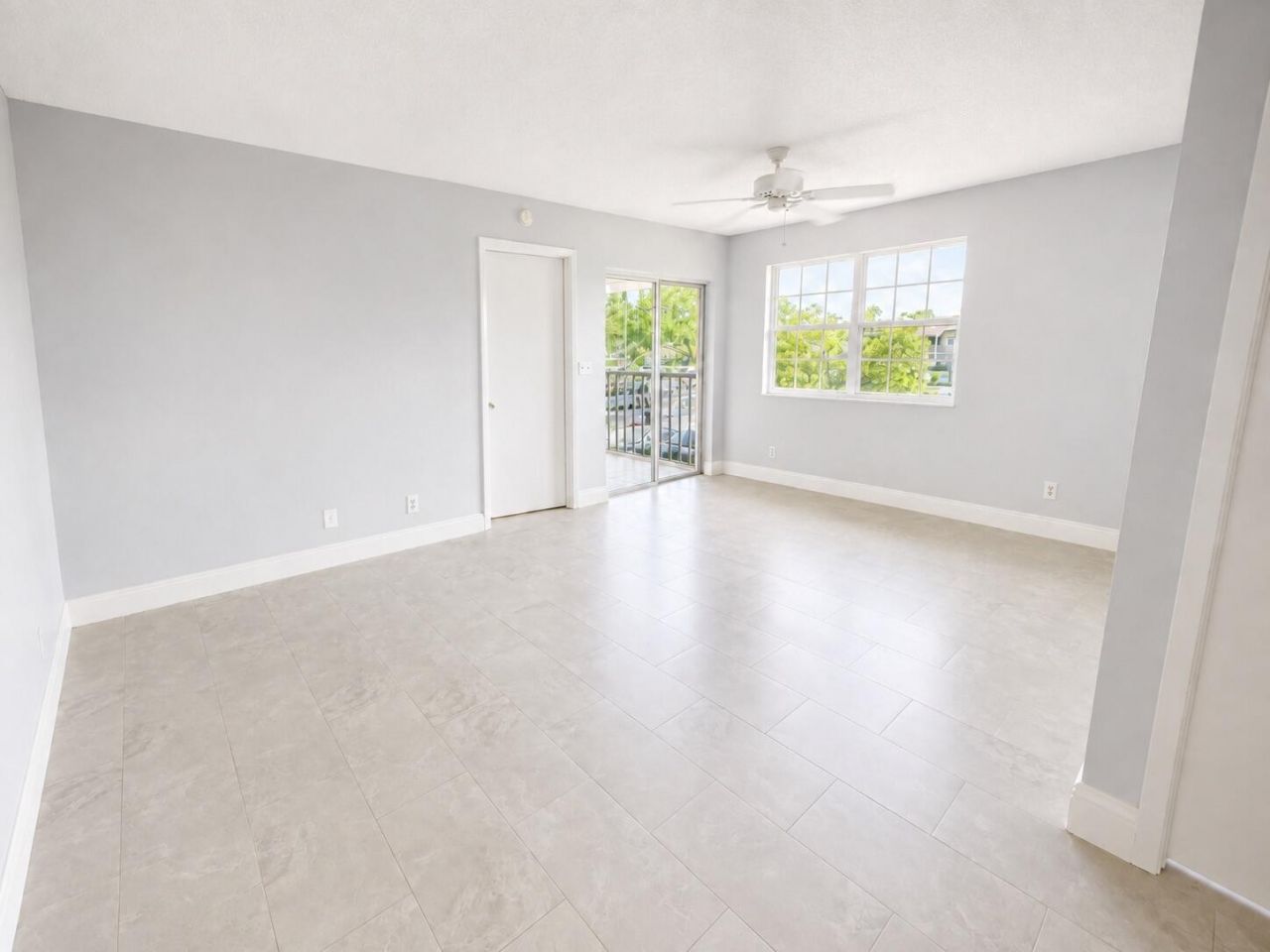 1560 SE Royal Green Circle, Unit 201, Port Saint Lucie, FL 34952 Photo