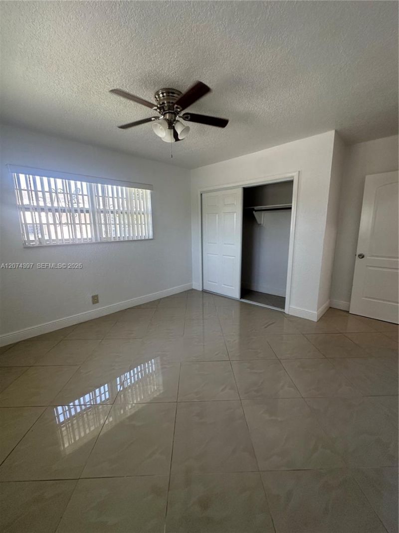 512 SW 10th St , Hallandale Beach, FL 33009 Photo
