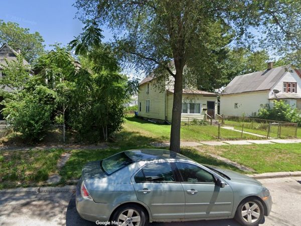 11825 S Lowe Avenue , Chicago, IL 60628