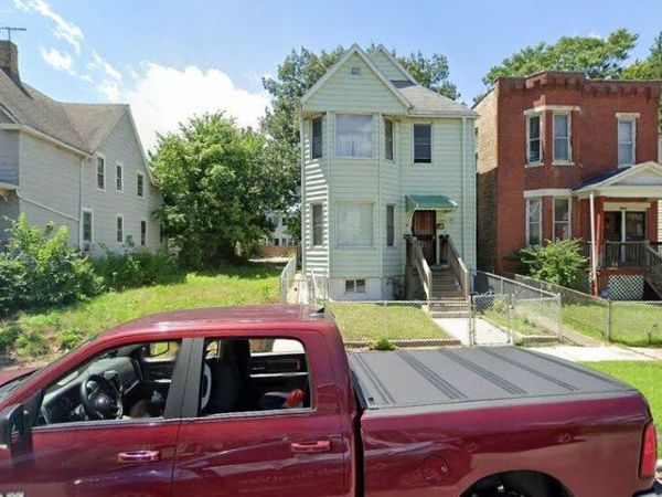 11840 S Lowe Avenue , Chicago, IL 60628